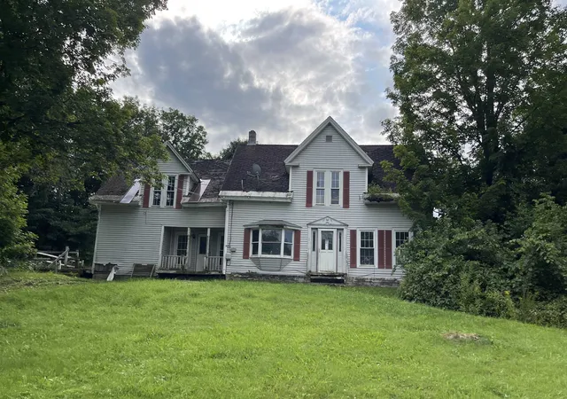 Photo 1 of Single family home for sale at 2612 Glover St, Glover, VT 05839 | MLS# 5105151 | Listing updated on 2026-08-31