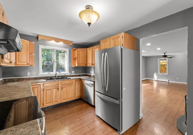 Photo 3 of Single family home for sale at 35 Jack Frost Ln, Conway, NH 03818 | MLS# 5105159 | Listing updated on 2026-09-11