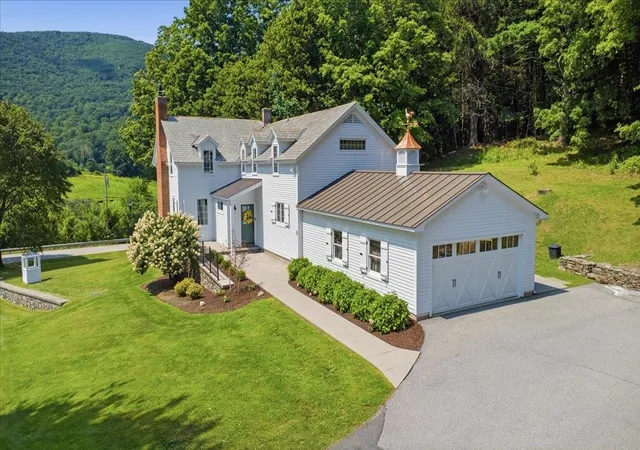 Photo 3 of Single family home for sale at 1944 Monument Ave, Bennington, VT 05201 | MLS# 5105174 | Listing updated on 2026-08-27