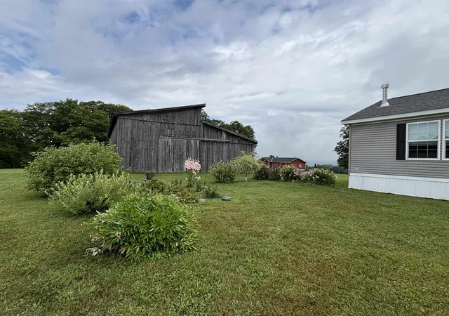 Photo 2 of Single family home for sale at 630 Denton Hl, Craftsbury, VT 05826 | MLS# 5105188 | Listing updated on 2026-09-16
