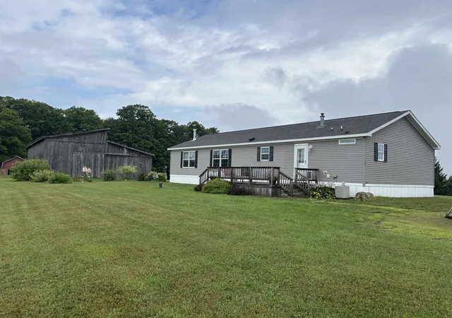 Photo 3 of Single family home for sale at 630 Denton Hl, Craftsbury, VT 05826 | MLS# 5105188 | Listing updated on 2026-09-16
