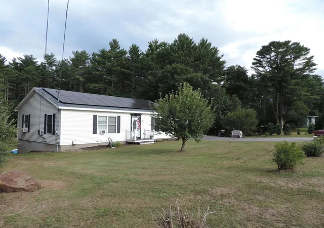 2nd image of 262 Daniel Webster Hwy, Boscawen, NH 03303 | MLS# 5105201
