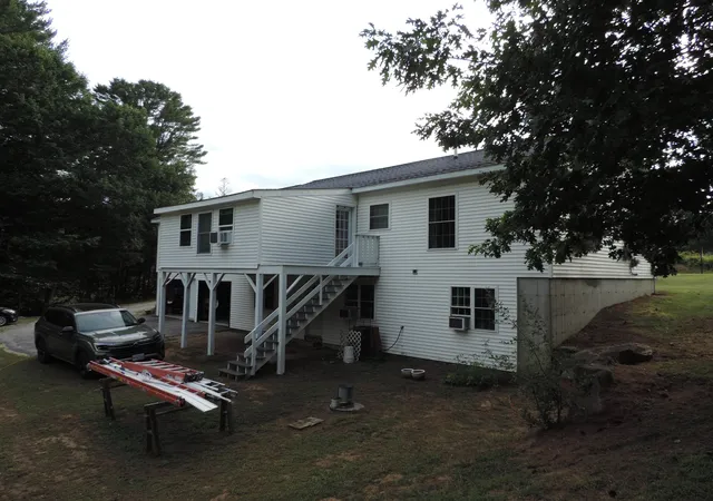 3rd image of 262 Daniel Webster Hwy, Boscawen, NH 03303 | MLS# 5105201