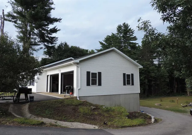 5th image of 262 Daniel Webster Hwy, Boscawen, NH 03303 | MLS# 5105201