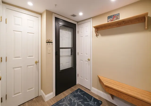 Photo 4 of Condo for sale at 35 White Loop #B301, Ludlow, VT 05149 | MLS# 5105203 | Listing updated on 2026-08-19