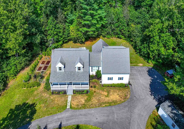 Photo 2 of Single family home for sale at 79 Quarterhorse Dr, Bridgton, ME 04009 | MLS# 5105216 | Listing updated on 2026-08-15