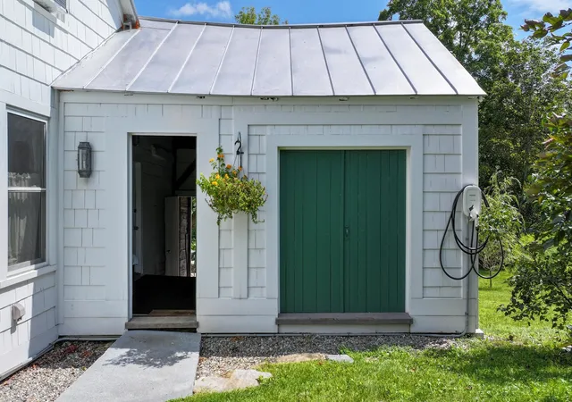 Photo 3 of Single family home for sale at 215 School St, Shoreham, VT 05770 | MLS# 5105235 | Listing updated on 2026-09-24