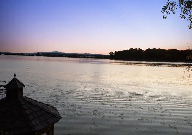 Photo 3 of Single family home for sale at 1398 Blockhouse Point Rd, North Hero, VT 05474 | MLS# 5105239 | Listing updated on 2026-10-02