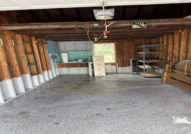 Photo 3 of Sale Pending at 180 West St, Essex Junction, VT 05452 | MLS# 5105250 | Listing updated on 2026-08-22