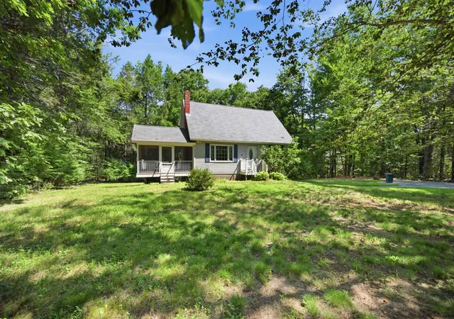Photo 1 of Sale Pending at 44 Holmeswood Dr, Sandown, NH 03873 | MLS# 5105257 | Listing updated on 2026-08-22