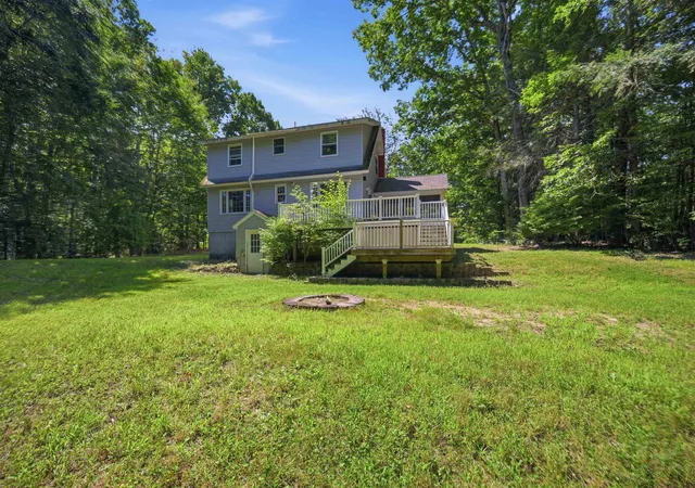 Photo 2 of Sale Pending at 44 Holmeswood Dr, Sandown, NH 03873 | MLS# 5105257 | Listing updated on 2026-08-22