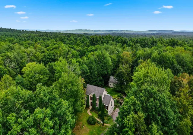 1st image of 28 Chelsea Ct, Henniker, NH 03242 | MLS# 5105264