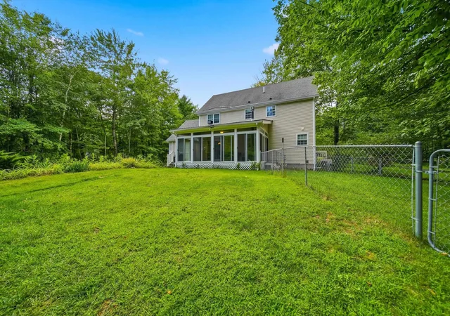 41st image of 28 Chelsea Ct, Henniker, NH 03242 | MLS# 5105264