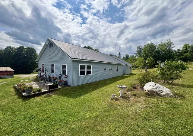 Photo 3 of Single family home for sale at 52 Minister Hill Rd, Lyndonville, VT 05851 | MLS# 5105270 | Listing updated on 2026-09-09