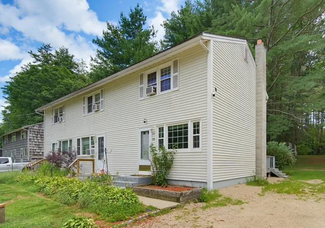 Photo 1 of Townhouse for sale at 10 Woodburn Dr #C, Litchfield, NH 03052 | MLS# 5105278 | Listing updated on 2026-09-17