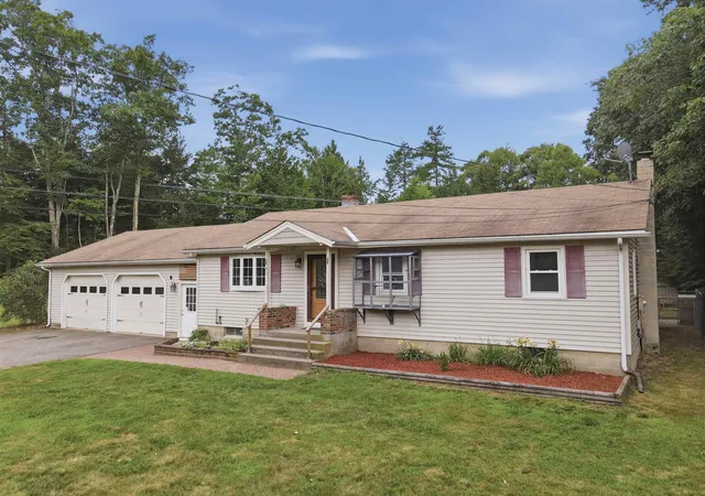 1st image of 352 Main St, Rindge, NH 03461 | MLS# 5105301