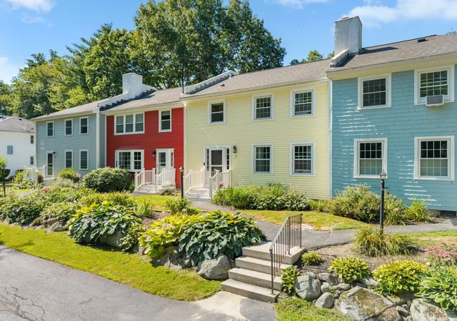 1st image of 41 Boulder Brook Dr #7, Exeter, NH 03833 | MLS# 5105305