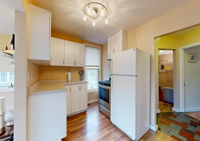 Photo 4 of Condo for sale at 433 1/2 Flynn Ave #2, Burlington, VT 05401 | MLS# 5105318 | Listing updated on 2026-09-15