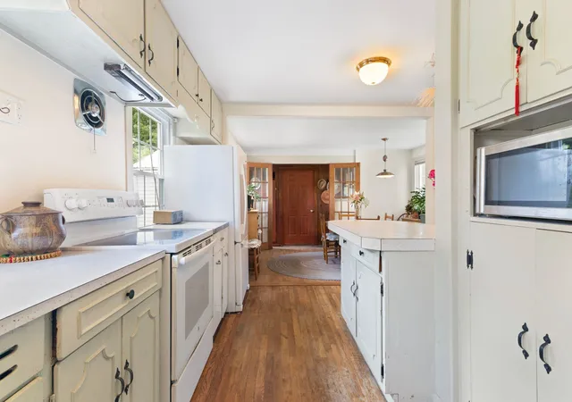 Photo 3 of Single family home for sale at 1137 Upper Dummerston Rd, Brattleboro, VT 05301 | MLS# 5105327 | Listing updated on 2026-08-26