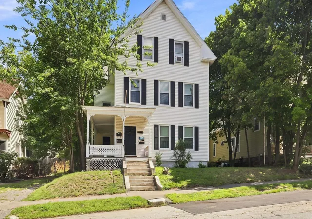 Photo 1 of Sale Pending at 325 Walnut St, Manchester, NH 03104 | MLS# 5105330 | Listing updated on 2026-08-21
