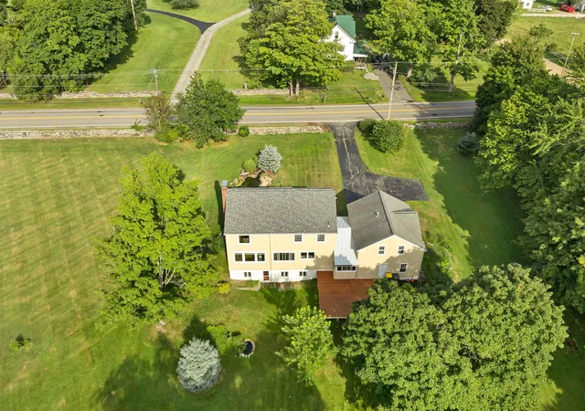 Photo 3 of Single family home for sale at 176 White Oaks Rd, Laconia, NH 03246 | MLS# 5105331 | Listing updated on 2026-10-05