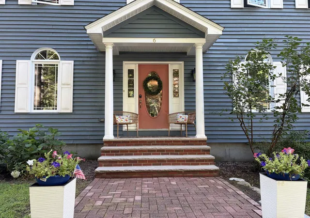 Photo 3 of Sale Pending at 6 Eagle Tr, Wolfeboro, NH 03894 | MLS# 5105342 | Listing updated on 2026-09-03