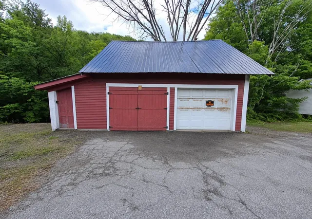 Photo 2 of Single family home for sale at 1352 Vt Rt 12s, Northfield, VT 05663 | MLS# 5105356 | Listing updated on 2026-09-16