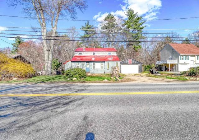 2nd image of 319 Main St, Plaistow, NH 03865 | MLS# 5105364