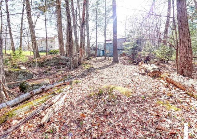 39th image of 319 Main St, Plaistow, NH 03865 | MLS# 5105364