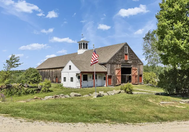 Photo 3 of Single family home for sale at 37 Old County Farm Rd, Wilton, NH 03086 | MLS# 5105366 | Listing updated on 2026-08-24