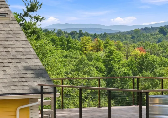 Photo 2 of Single family home for sale at 656 Highland Wy, North Ferrisburgh, VT 05473 | MLS# 5105378 | Listing updated on 2026-08-20