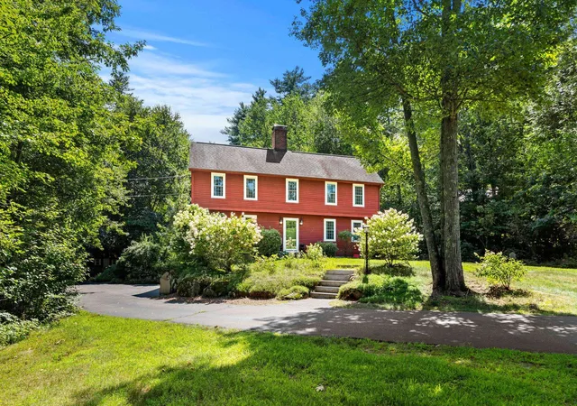 1st image of 24 Hitching Post Ln, Bedford, NH 03110 | MLS# 5105388