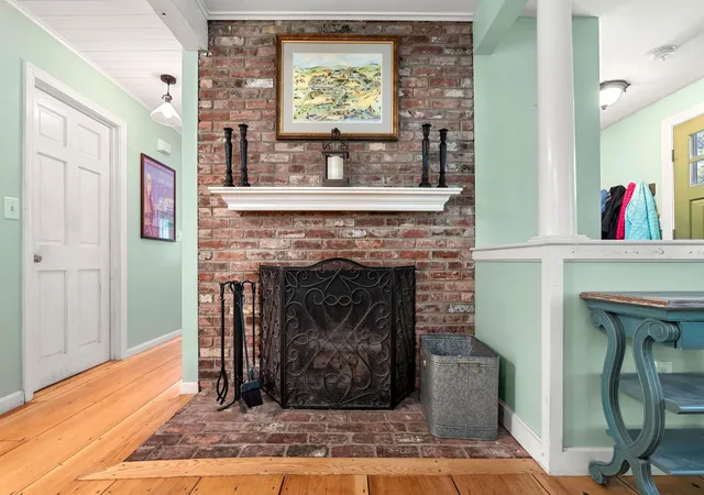 3rd image of 24 Hitching Post Ln, Bedford, NH 03110 | MLS# 5105388