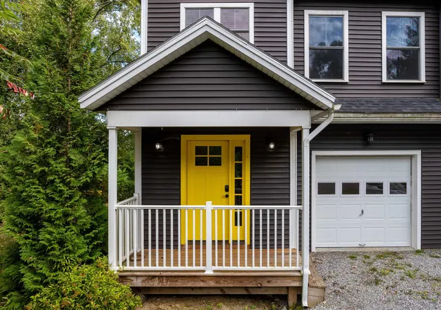 Photo 2 of Townhouse for sale at 50 Temple St #1, Burlington, VT 05408 | MLS# 5105390 | Listing updated on 2026-09-30