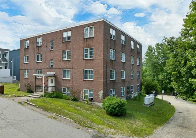 4th image of 30 Beech St #1C, Bristol, NH 03222 | MLS# 5105391