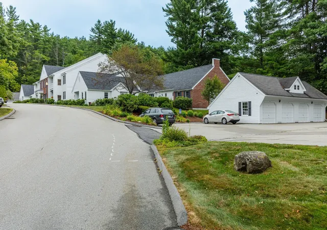2nd image of 15 Windsor Ct #G, Keene, NH 03431 | MLS# 5105395