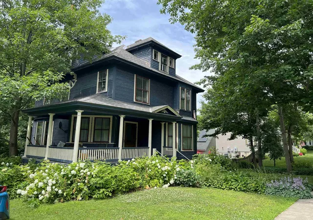 Photo 2 of Single family home for sale at 96 High St, Saint Albans, VT 05478 | MLS# 5105410 | Listing updated on 2026-09-11