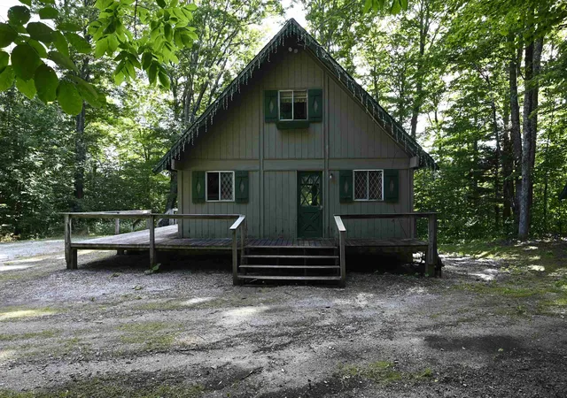 Photo 1 of Single family home for sale at 393 Tanglewood Dr, Killington, VT 05751 | MLS# 5105420 | Listing updated on 2026-09-16