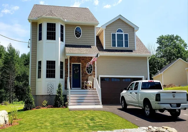 Photo 1 of Single family home for sale at 1 Peaceful Dr, Pelham, NH 03076 | MLS# 5105427 | Listing updated on 2026-09-01
