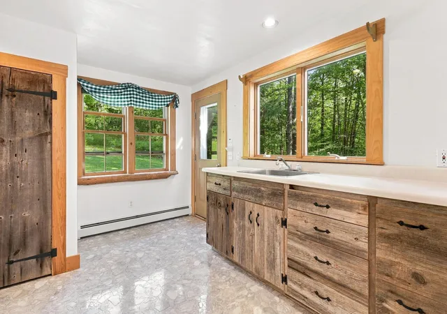 4th image of 328 Pingree Rd, New London, NH 03257 | MLS# 5105439