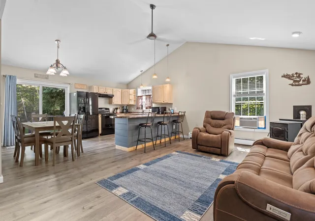 2nd image of 7 Dalton Dr, Center Barnstead, NH 03225 | MLS# 5105444