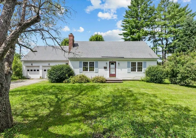 Photo 1 of Single family home for sale at 33 Colonial Dr, Montpelier, VT 05602 | MLS# 5105455 | Listing updated on 2026-09-15