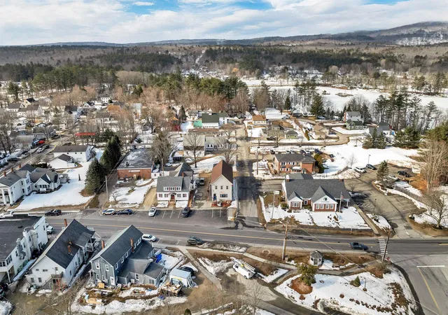 2nd image of 141 Main St, Alton, NH 03809 | MLS# 5105468