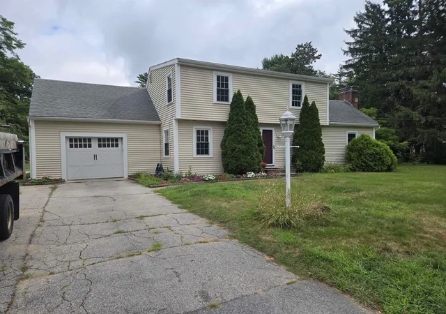 1st image of 10 Towle St, Rochester, NH 03867 | MLS# 5105480