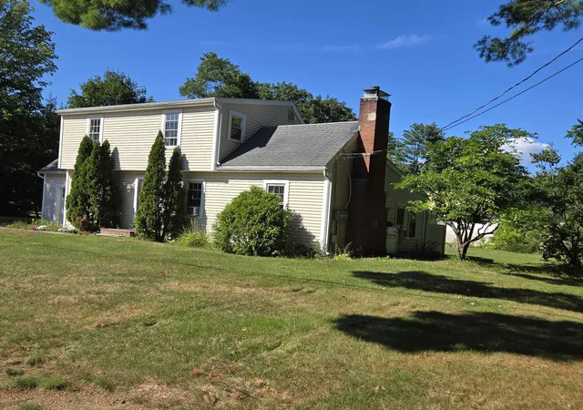 54th image of 10 Towle St, Rochester, NH 03867 | MLS# 5105480
