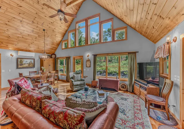 5th image of 110 Slidebrook Rd, Easton, NH 03580 | MLS# 5105482