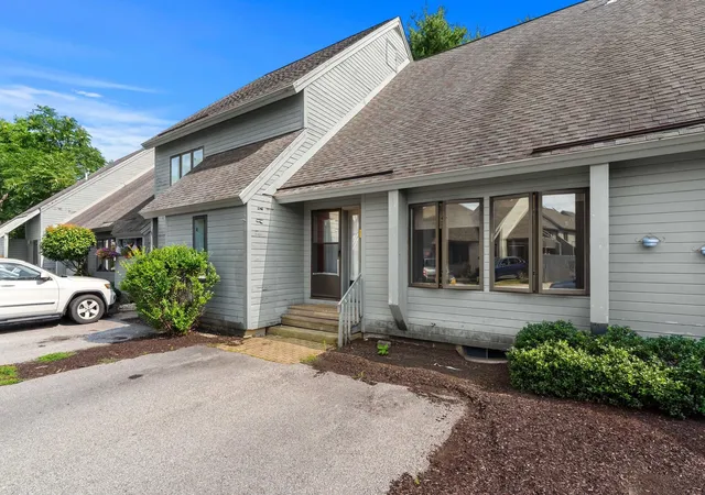 2nd image of 5 Tsienneto Rd #152, Derry, NH 03038 | MLS# 5105491