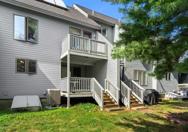 Photo 3 of Sale Pending at 5 Tsienneto Rd #152, Derry, NH 03038 | MLS# 5105491 | Listing updated on 2026-08-26