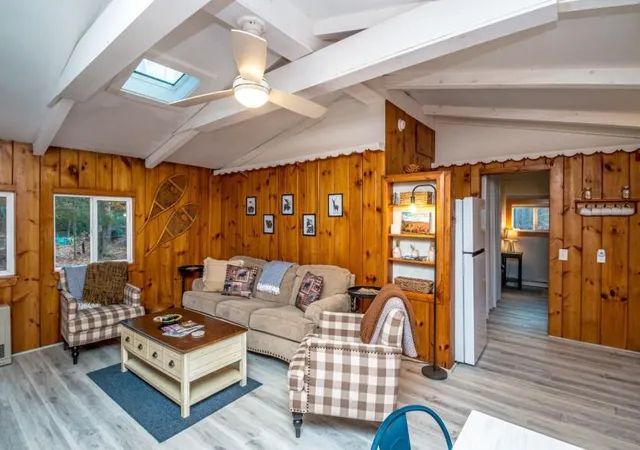 Photo 3 of Single family home for sale at 21 Island Dr, Conway, NH 03818 | MLS# 5105503 | Listing updated on 2026-08-22