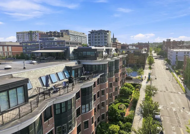Photo 3 of Condo for sale at 40 College St #801, Burlington, VT 05401 | MLS# 5105510 | Listing updated on 2026-08-18